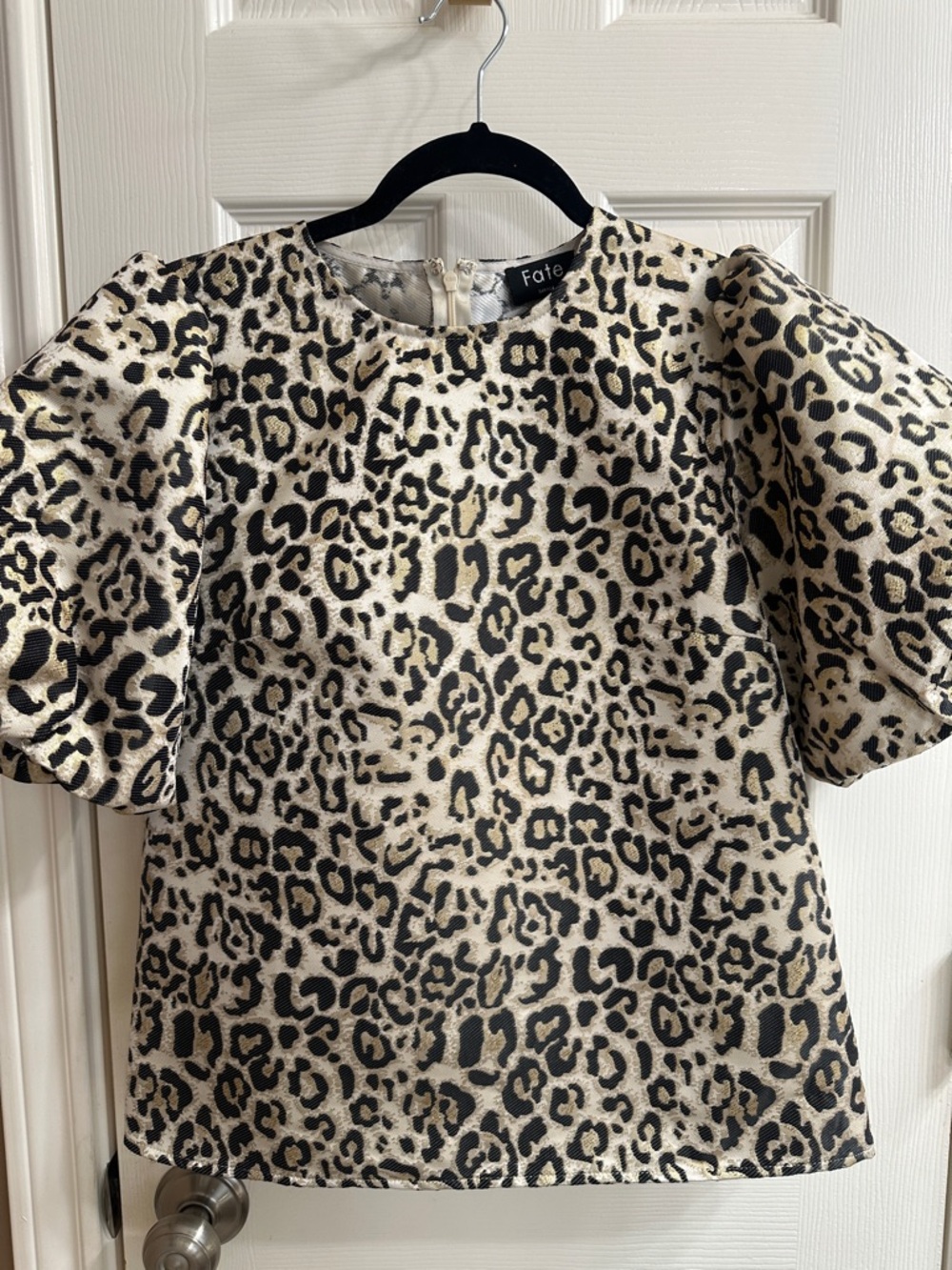 Fate Jacquard Leopard-Print Puff Sleeve Top in Black & Cream with Gold Accents
